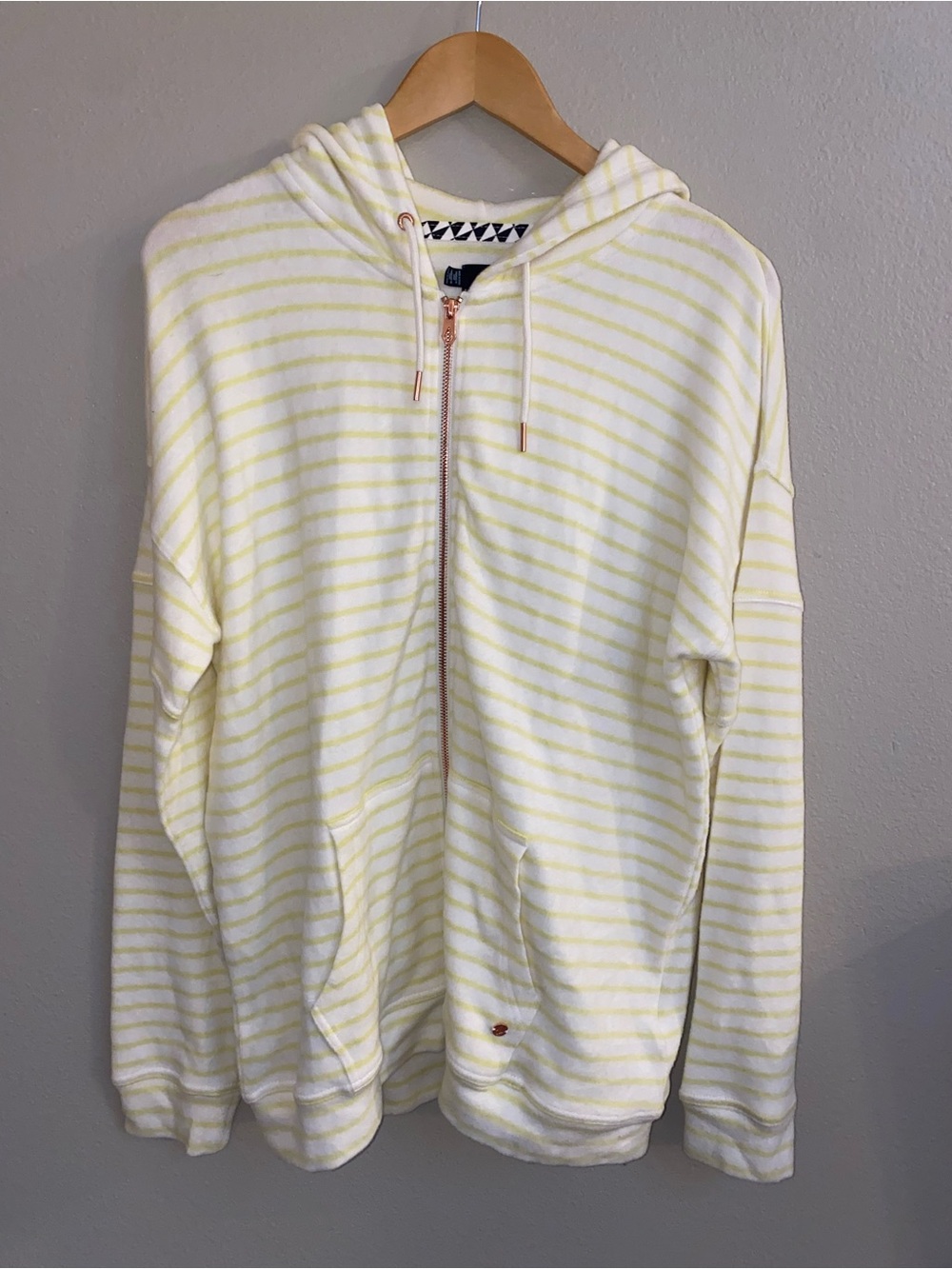 Volcom "Lived In Lounge" Striped Full-Zip Hoodie - Pale Yellow & White Size L